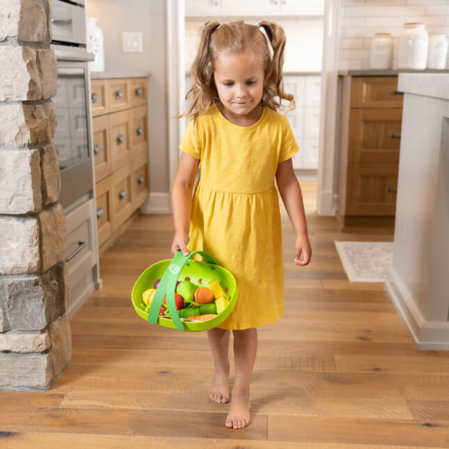 Pretendables Fruit & Veggie Basket- Best Imaginative Play for Ages 3 to 7
