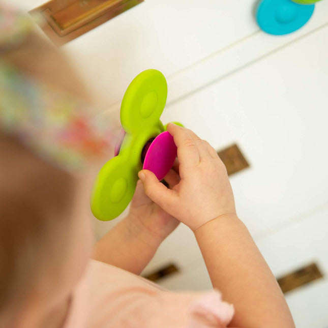 Fat Brain - Whirly Squigz - Best Baby Toys & Gifts for Ages 1 to 10